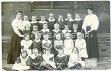 RP SOCIAL HISTORY - Infants Group HALLIWELL RD Council School 1906 BOLTON Lancs.