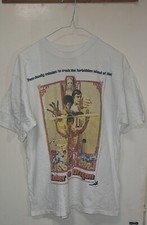 Mens Bruce Lee's Enter The Dragon  T-shirt Colour: White  Size: Medium/Large