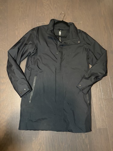 Lululemon primaloft black down - lululemon,