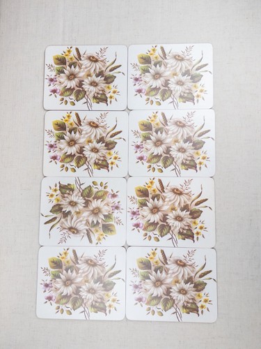 Vintage clover leaf autumn - leaf,