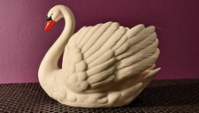 Goebel W Germany ZV103/II Ceramic Porcelain Ceramic Red Beak Swan Bird Figurine