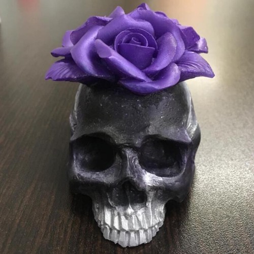 Rose skull resin - rose,