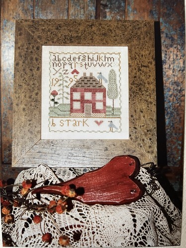 Red house sampler - house, stitch