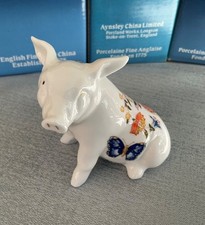 Aynsley Cottage Garden Pig