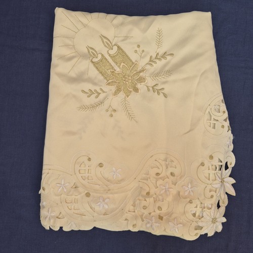 Vintage xmas tablecloth cream - tablecloth,