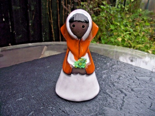 Vtg ceramics canadian folk - vtg,