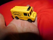 MAISTO DIE CAST MODEL YELLOW TRUCK UNDERWATER SEARCH & RESCUE MOMBASA FIRE CO