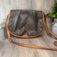 Louis Vuitton Ménilmontant MM