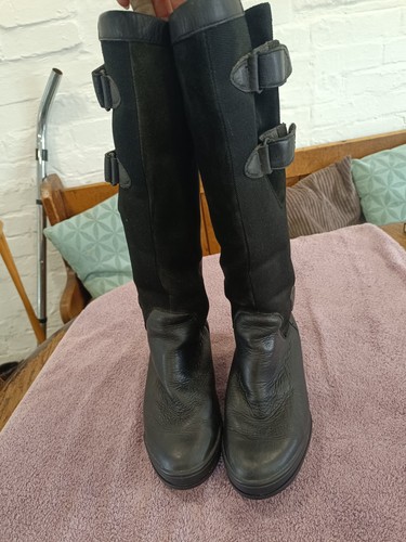 Ariat extreme weather