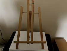 WOODEN TABLETOP ARTIST's EASEL - 13.5" (34cms) HIGH - PRE=LOVED
