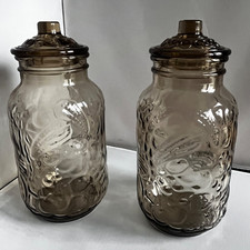 Vintage-style storage fruit