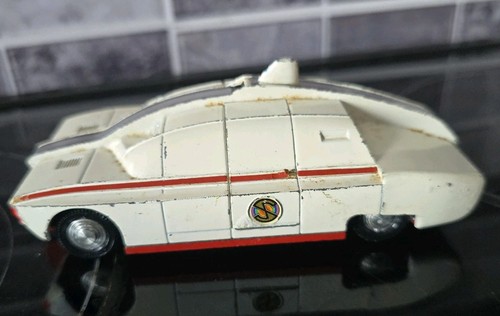 Dinky toys captain scarlet 105 - toys,
