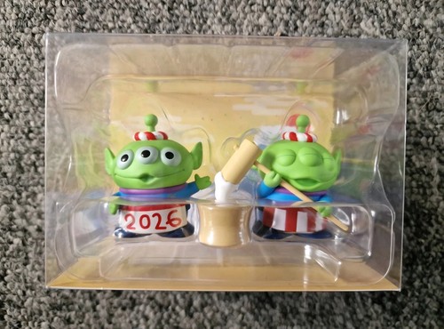 Disney store little green men - little,