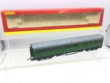 Hornby R4008E OO Gauge SR