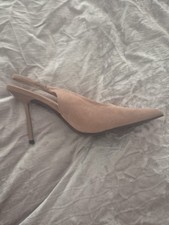 Pretty Little Thing  Size 8