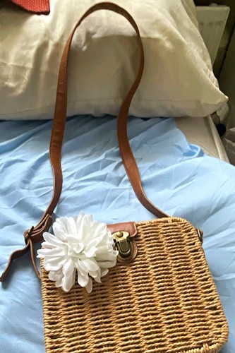 Women beige wicker woven - beige,