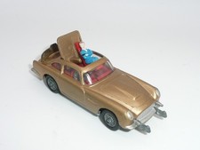 Corgi 261 James Bond 007 Aston