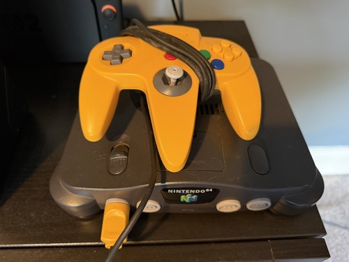 Nintendo n64 console - 64,