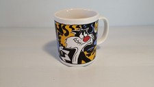 Sylvester Tweety mug the