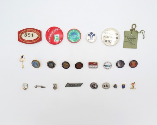Vintage sports lapel badges - sports, /