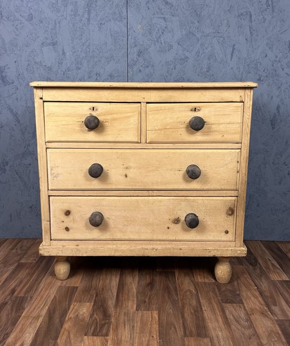 Small victorian pine chest - small,