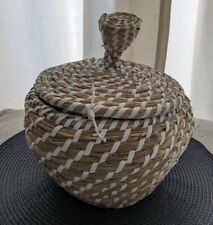 Wicker Storage Basket with Lid Straw Hamper Box Rustic Organiser Deco Pot Displa