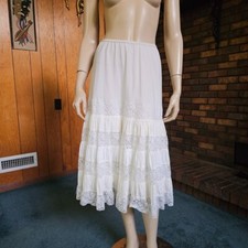 Vintage 50s Shirred Lace