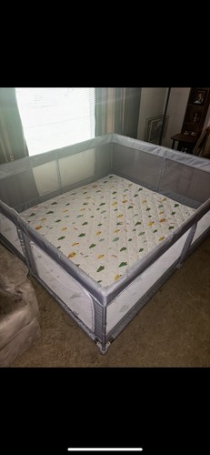Baby playpen with mat - baby,