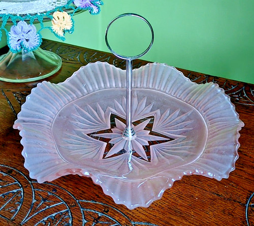 Vintage art deco pink glass - vintage,