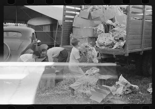Photo 1930s newspaper paper - newspaper,