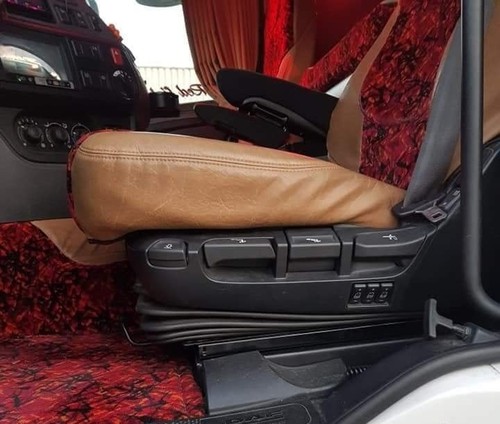 Lowered seat base truck - lowered,