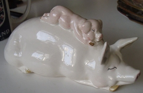 Beswick pig piglet piggy - &, "