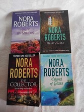 NORA ROBERTS PAPERBACK BOOK BUNDLE.