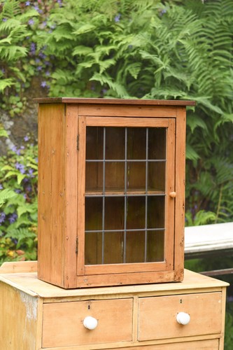 Antique glazed pine - antique,