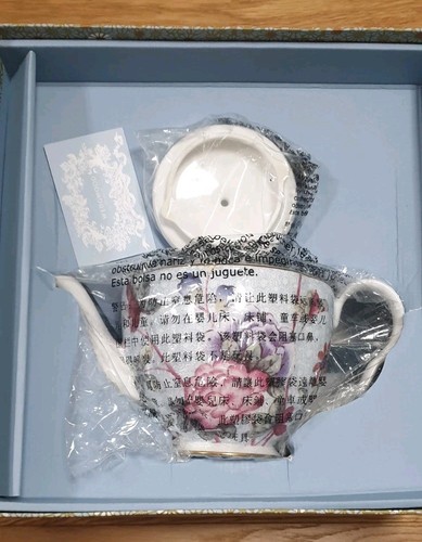 Wedgwood cuckoo teapot - cuckoo,