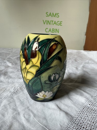 Moorcroft lamia ovoid - moorcroft, vase