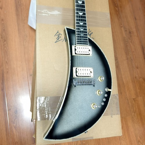 Kawai logo crescent moon - logo,