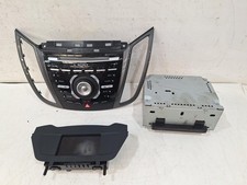FORD FOCUS C MAX TITANIUM TDCI MK2 2010-2014 Radio OEM 2277323 No Code Available