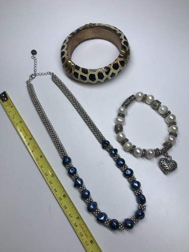 Miscellaneous jewellery - miscellaneous,