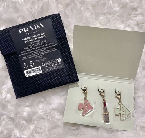 Prada beauty charm - 3,