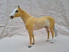 Breyer Traditional Size (1/9