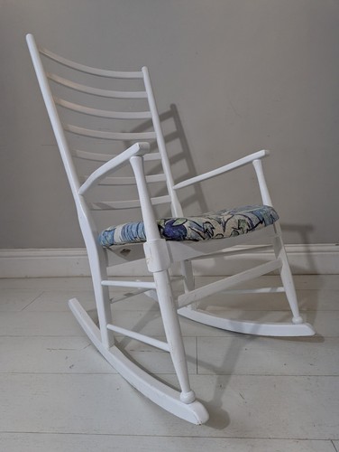 Mid century scandi style white - style,