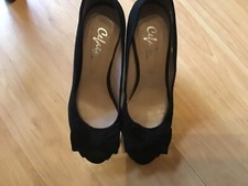 IMMACULATE PAIR LADIES BLACK