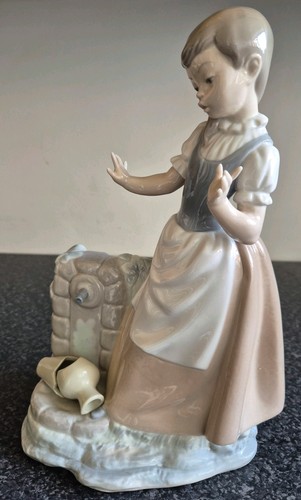 Nao lladro my goodness - "oh,