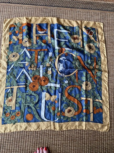 National trust pat albeck - pat, silk