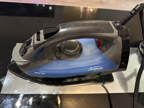 Sunbeam corded steam iron - sunbeam,