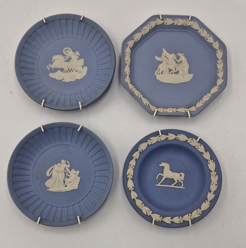 Wedgwood jasperware blue - 4,