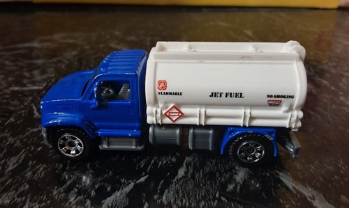 Matchbox top gun - matchbox,