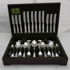 QUEENS Design Arthur Price