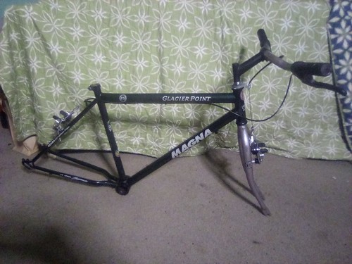 Magna mountain bike - ,